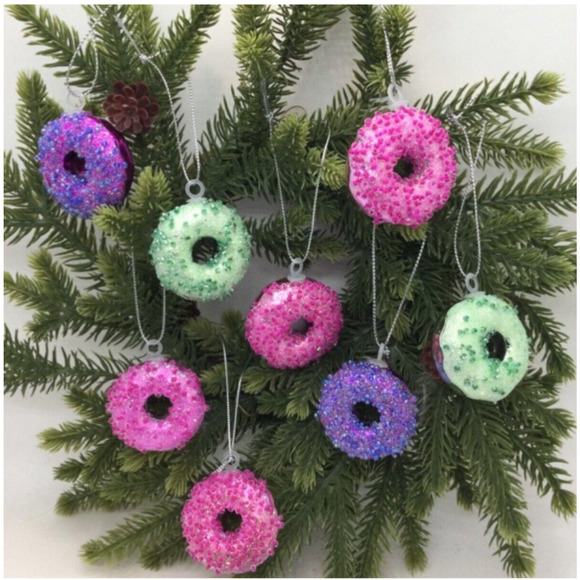 8 Donuts Mini Tree Christmas Ornaments-Pink Purple Green Food Sweet Treat Pastry - Picture 3 of 4